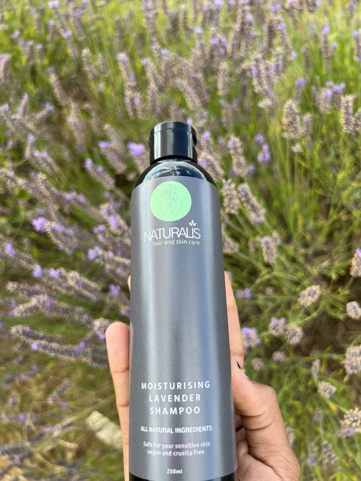 Naturalis Moisturising Lavender Shampoo